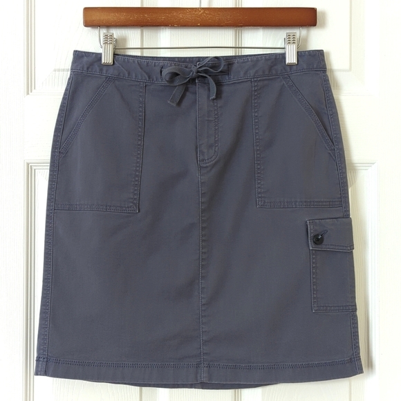 L.L. Bean Favorite Fit Twill Mid Rise A-Line Mini Cargo Skirt Slate Blue 6 - Picture 1 of 12